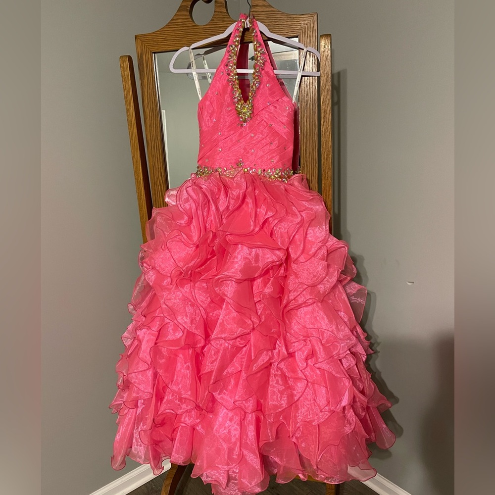 Tiffany girls pageant or formal dress. Hot pink size 6 girls.